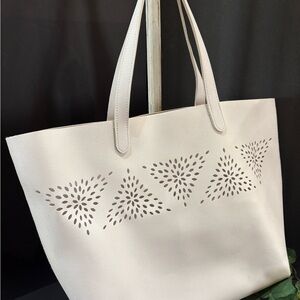 WOMENS LARGE CUT WHITE TOTE BAG